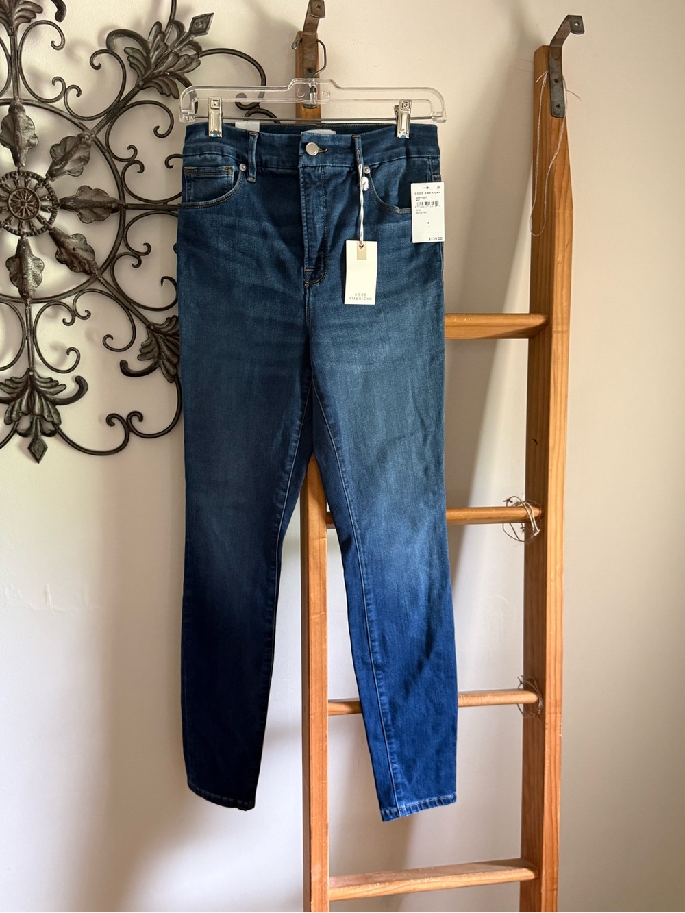 Good American Women's Skinny Jeans in Dark Blue Wash